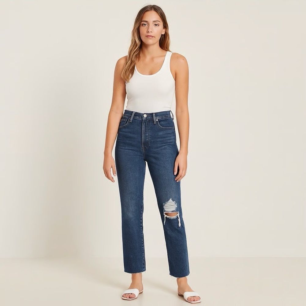 Levi’s Wedgie Straight Cropped Women’s Jeans High Rise Frayed Hems Size 24